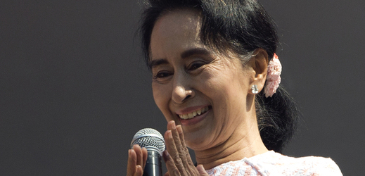 Barmská nositelka Nobelovy ceny Do Aun Schan Su Ťij.