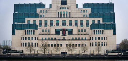 Budova britské tajné služby (SIS).