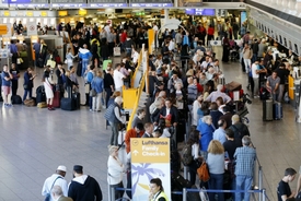 Stávka se dotkne asi sta tisíc cestujících.