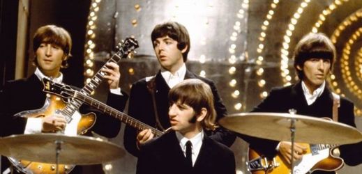 Bubeník Andy White spolupracoval se skupinou The Beatles při nahrávání hitu Love Me Do (ilustrační foto).
