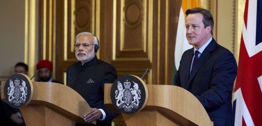 Británie uzavřela s Indií obchodní dohody v hodnotě miliard liber.