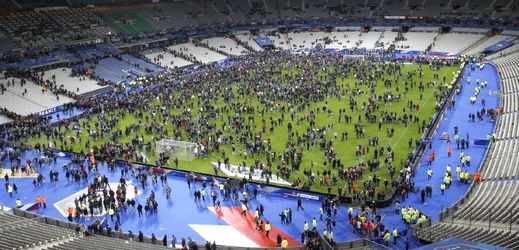Situace na Stade de France po přátelském utkání mezi fotbalovými národními týmy Francie a Německa.