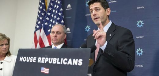Republikáni v USA usilují o přerušení programu přijímaní uprchlíků. Vpravo Paul Ryan.