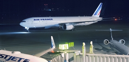 Letadlo Air France, které muselo z bezpečnostních důvodů přistát v americkém Halifaxu.