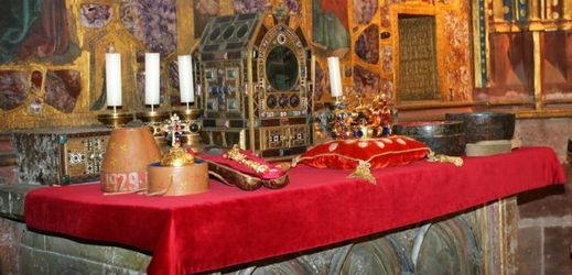 Výstava klenotů bude hlavním projektem oslav 700. výročí narození Karla IV.