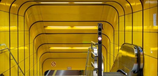 Metro v Bonnu.