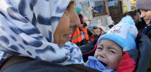 Uprchlice s dítětem (ilustrační foto).