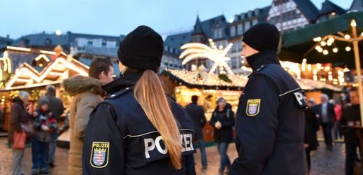 Preventivní nasazení policistů na vánočních trzích.