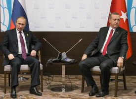 Ruský prezident Vladimir Putin (vlevo) a turecký prezident Recep Tayyip Erdogan během summitu G20, Antalya, Turecko.