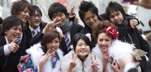 Mladí Japonci prý odmítají odpovědnost a žijí u rodičů.