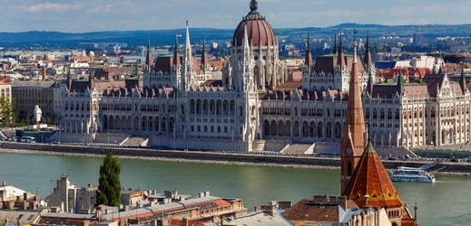 Radní Budapešti odmítli návrh členů opozice, aby bylo vypsáno referendum o kandidatuře maďarské metropole na pořádání olympijských her v roce 2024. 