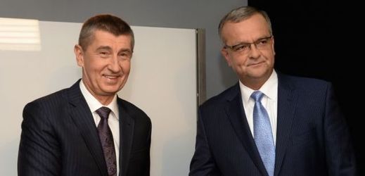 Ministr financí Andrej Babiš (vlevo) a bývalý ministr financí Miroslav Kalousek.