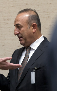 Ministr zahraničí Mevlüt Çavuşoglu.