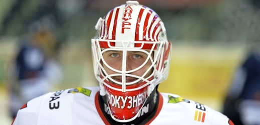 Hokejový brankář Filip Novotný předčasně končí angažmá v Novokuzněcku. 