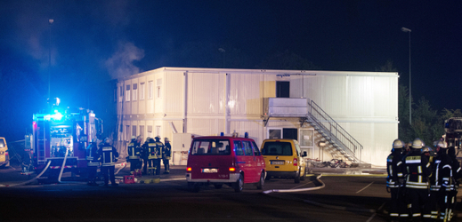 Požár ubytovny pro azylanty v Německu.