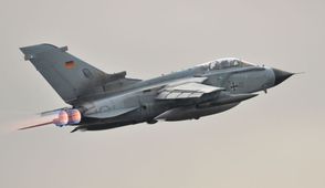 Německo vyslalo do boje s Islámským státem i letouny Tornado.