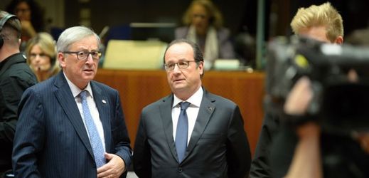 Jean Claude Juncker a francouzský prezident Francois Hollande.