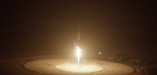 Do vesmíru úspěšně odstartovala raketa Falcon 9 a vynesla 11 satelitů.