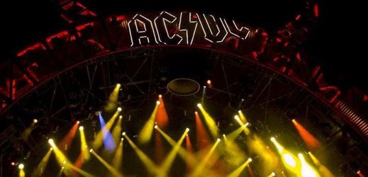 Do Prahy příští rok zavítá i kapela AC/DC.