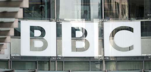 Ke čtvrtečnímu počítačovému útoku na portál britské zpravodajské stanice BBC se v sobotu přihlásila skupina hackerů.