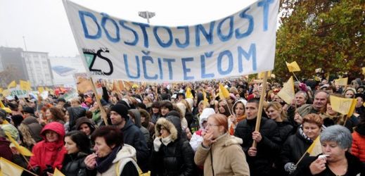 Protest učitelů na Slovensku v roce 2012.