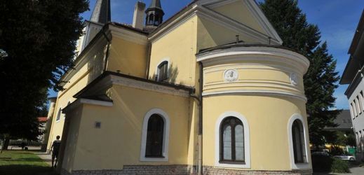 Římskokatolický farní kostel svatého Jana Křtitele a Jana Evangelisty, zvaný také jako kostel svatých Janů, v brněnské městské části Bystrc.