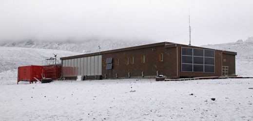 Mendelova věděcká polární stanice na ostrově Jamese Rosse v Antarktidě.