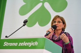Novelu horního zákona kritizuje předsedkyně zelených Jana Drápalová.