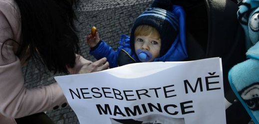 Pochod na podporu záchrany zadržovaných českých dětí v Norsku.