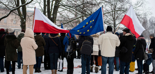 Protesty proti polské vládě.