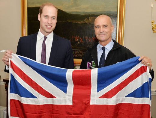 Worsley se setkal i s britským princem Williamem (vlevo).