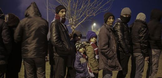 Uprchlíci na Řecko-makedonské hranici (ilustrační foto).
