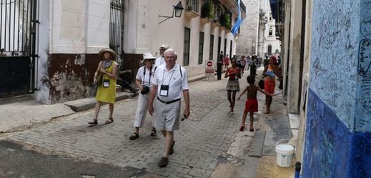 Počet amerických turistů na Kubě se po uvolnění omezení zvýšil o pětinu.