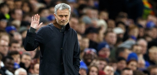 V Chelsea se hledá "full time" nástupce Josého Mourinha.