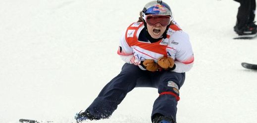 Snowboardistka Eva Samková. 