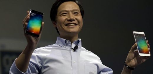 Telefony Xiaomi a šéf společnosti Lej Ťün.