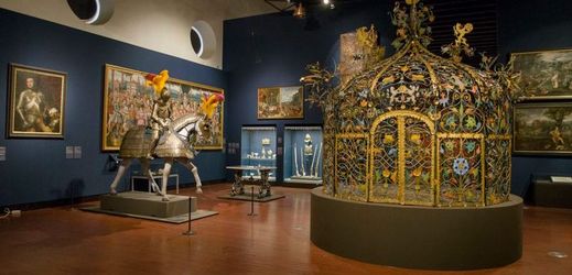 Nejnavštěvovanější výstavou se loni stala expozice nazvaná Hrady a zámky objevované a opěvované.