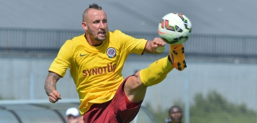 Fotbalisty Dukly posílil záložník Michal Breznaník. 