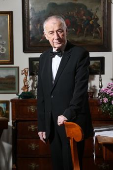 Prof. MUDr. Josef Koutecký, DrSc., je český lékař, chirurg a zakladatel dětské onkologie v Československu.