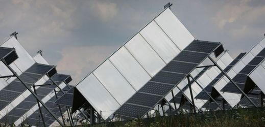 Solární fotovoltaická elektrárna (ilustrační foto).