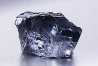 Donedávna největší nalezený diamant Cullinan byl rozdělen na devět kusů, z nichž některé jsou k vidění v Londýnském Toweru.