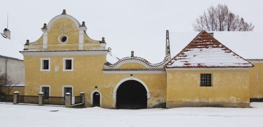Cífkův statek v Třebízi je součástí národopisného muzea Slánska.