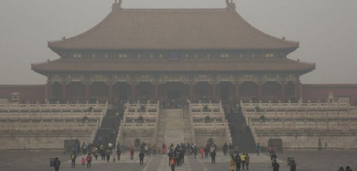 Smogová situace v některých městech Číny je rok od roku horší (ilustrační foto).