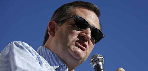 Republikánský kandidát Ted Cruz na předvolebním shromáždění ve městě Pahrump v Nevadě.