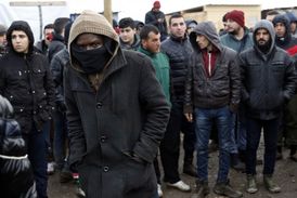 Obyvatelé Francie jsou z migračních táborů v oblasti Calais nervózní.