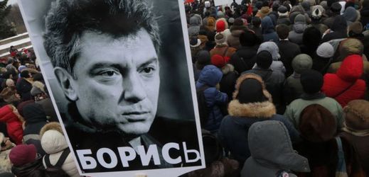 Rusové si v Petrohradě připomněli výročí úmrtí Borise Němcova.