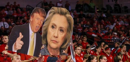 Prezidentské volby USA (na fotografiích republikánský kandidát Donald Trump a demokratka Hillary Clintonová).