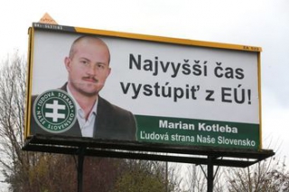 Marian Kotleba na billboardu.