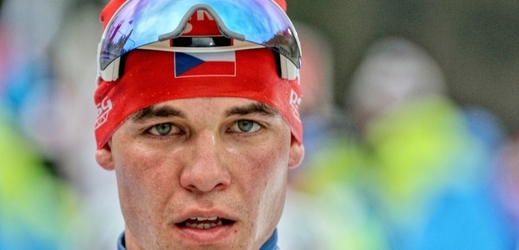 Přesná střelba vynesla Michalu Krčmářovi páté místo ve vytrvalostním závodu na mistrovství světa biatlonistů v Oslu. 