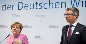 Německá kancléřka Angela Merkelová a prezident Svazu německého průmyslu Ulrich Grillo.